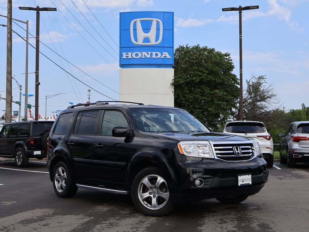 Used 2015 Black Honda EX-L image 1