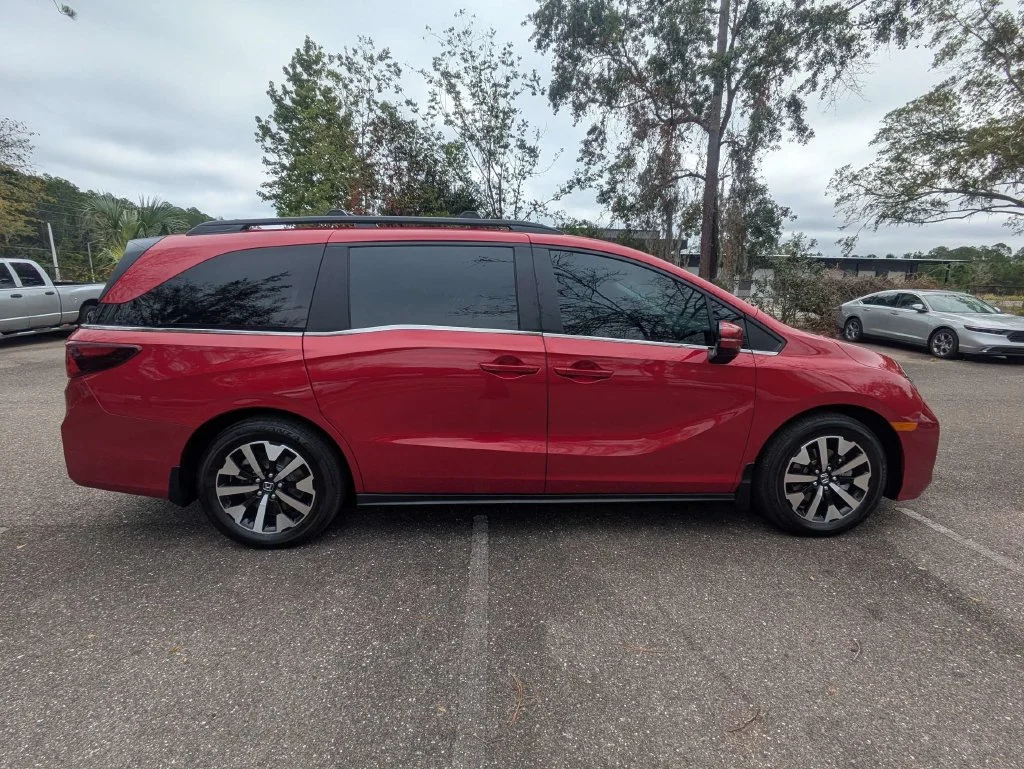Certified Used 2025 Radiant Red Metallic II Honda EX-L image 3