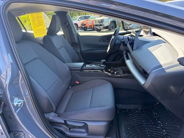 Certified Used 2027 01m2 Toyota LE image 26