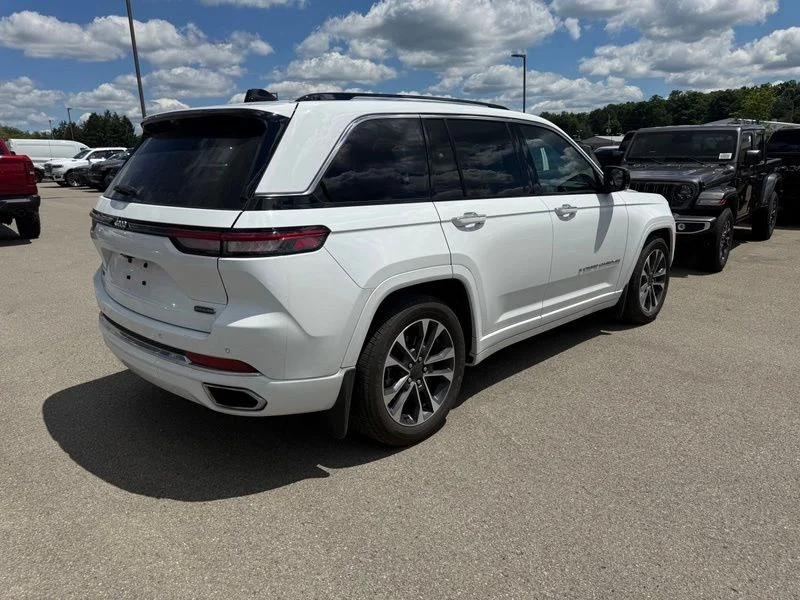 Used 2023 White Jeep Overland 4xe image 6