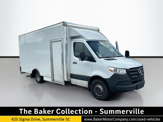 2025 Mercedes-Benz Sprinter 3500 Cab Chassis 170 WB