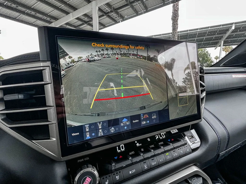 2026 Toyota Tundra Platinum - Photo 23
