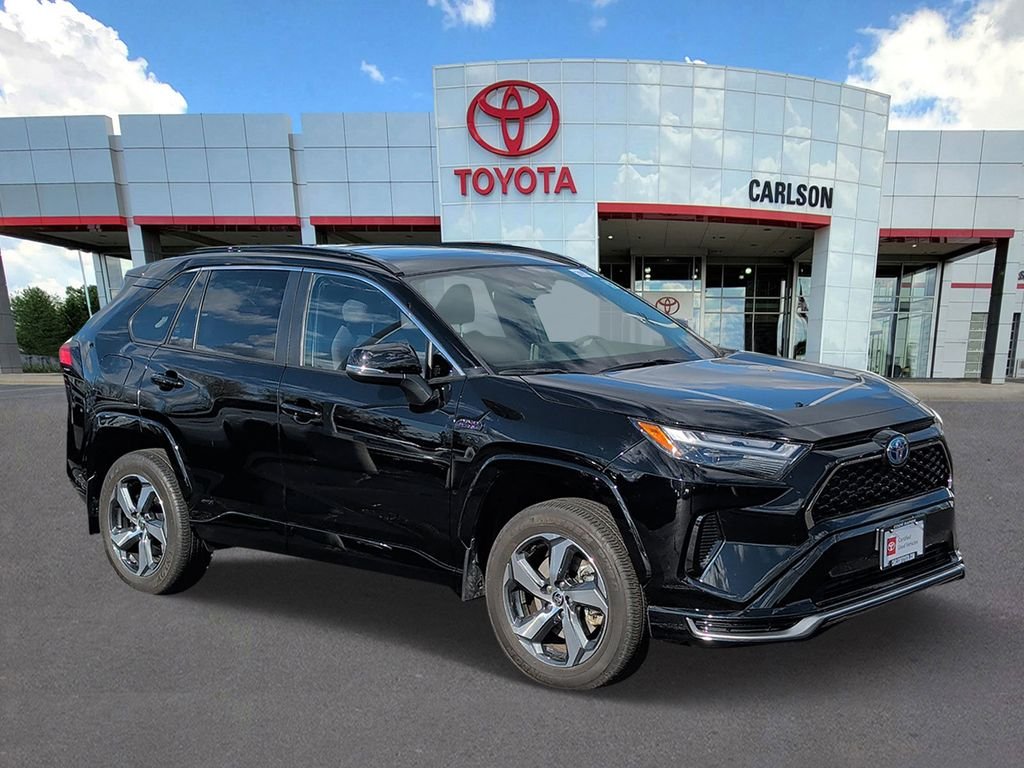 Certified 2024 Toyota RAV4 SE with VIN JTMAB3FV8RD194916 for sale in Minneapolis, Minnesota