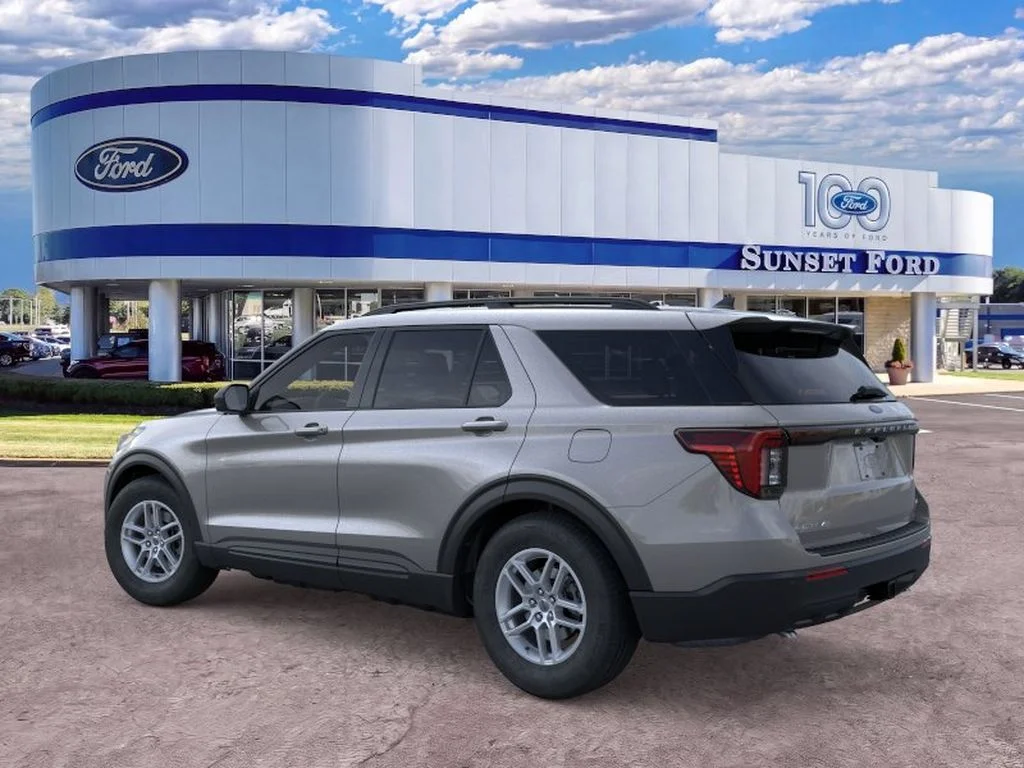 New 2026 Carbonized Gray Metallic Ford Active™ image 4