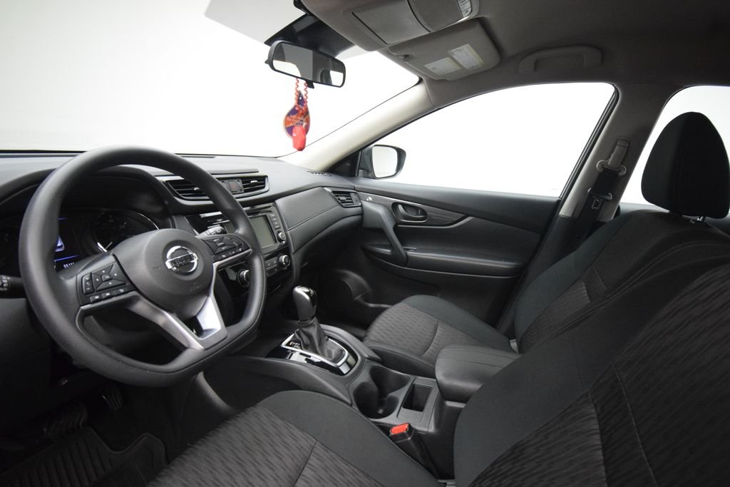 Used 2020 Black Nissan S image 7
