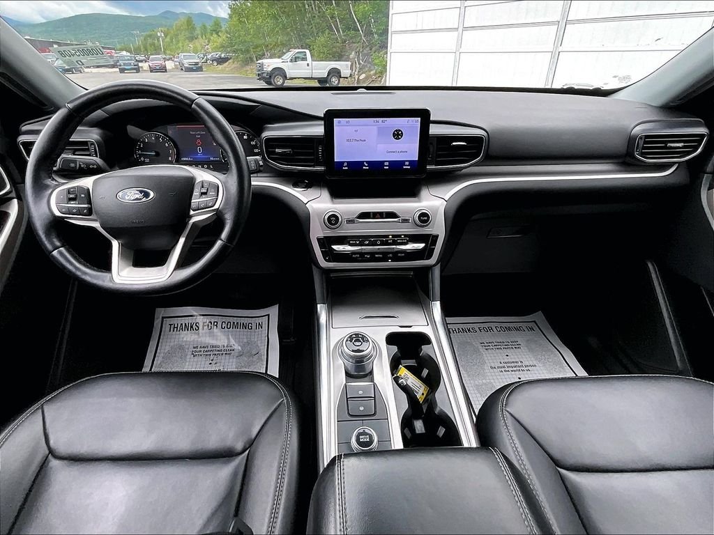 Used 2023 White Ford XLT image 22