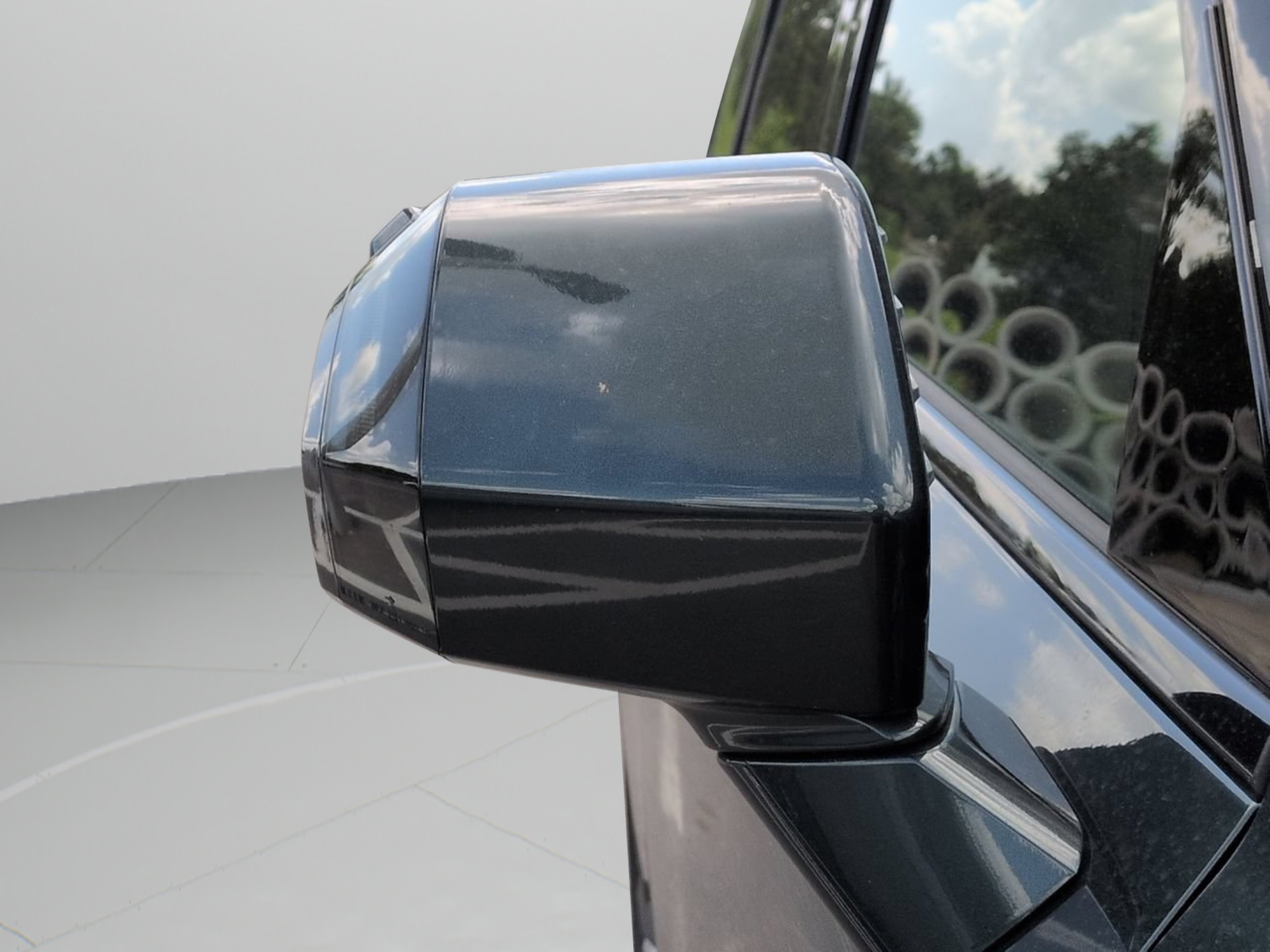 New 2027 Black Jade Green Kia EX image 34