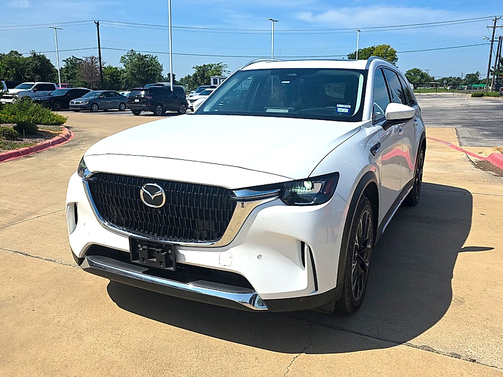 Used 2024 Rhodium White Premium Mazda Premium image 4