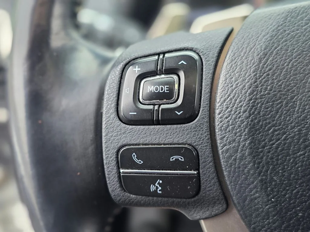 2020 Lexus NX 300 - Photo 24