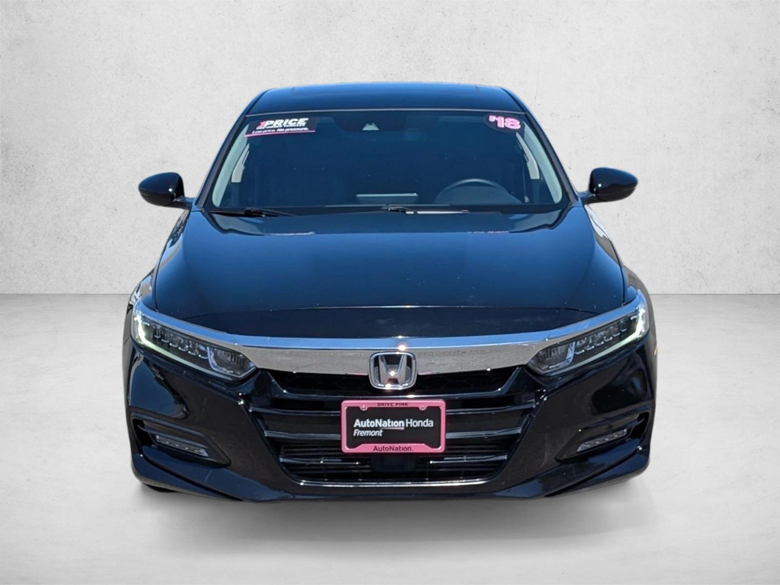Used 2018 Crystal Black Pearl Honda EX-L 1.5T image 2