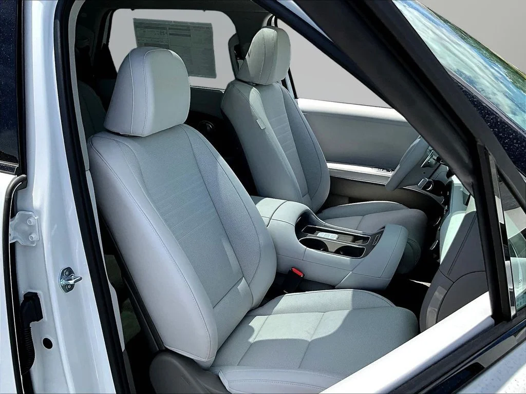 New 2026 White Hyundai Limited image 11