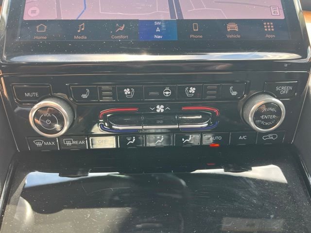 Used 2023 Diamond Black Jeep Summit Reserve 4xe image 19
