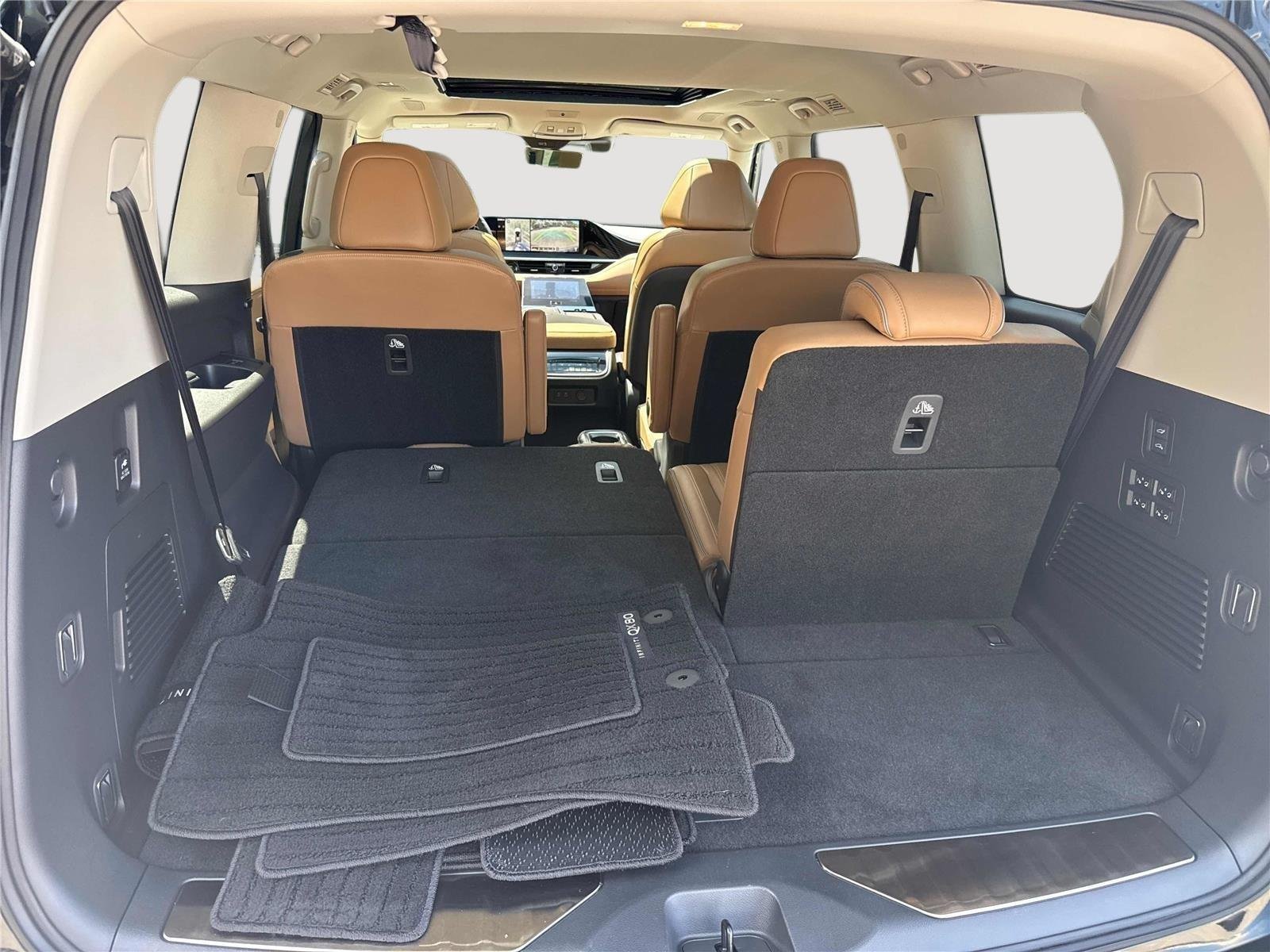 Certified Used 2025 Mineral Black INFINITI SENSORY image 30