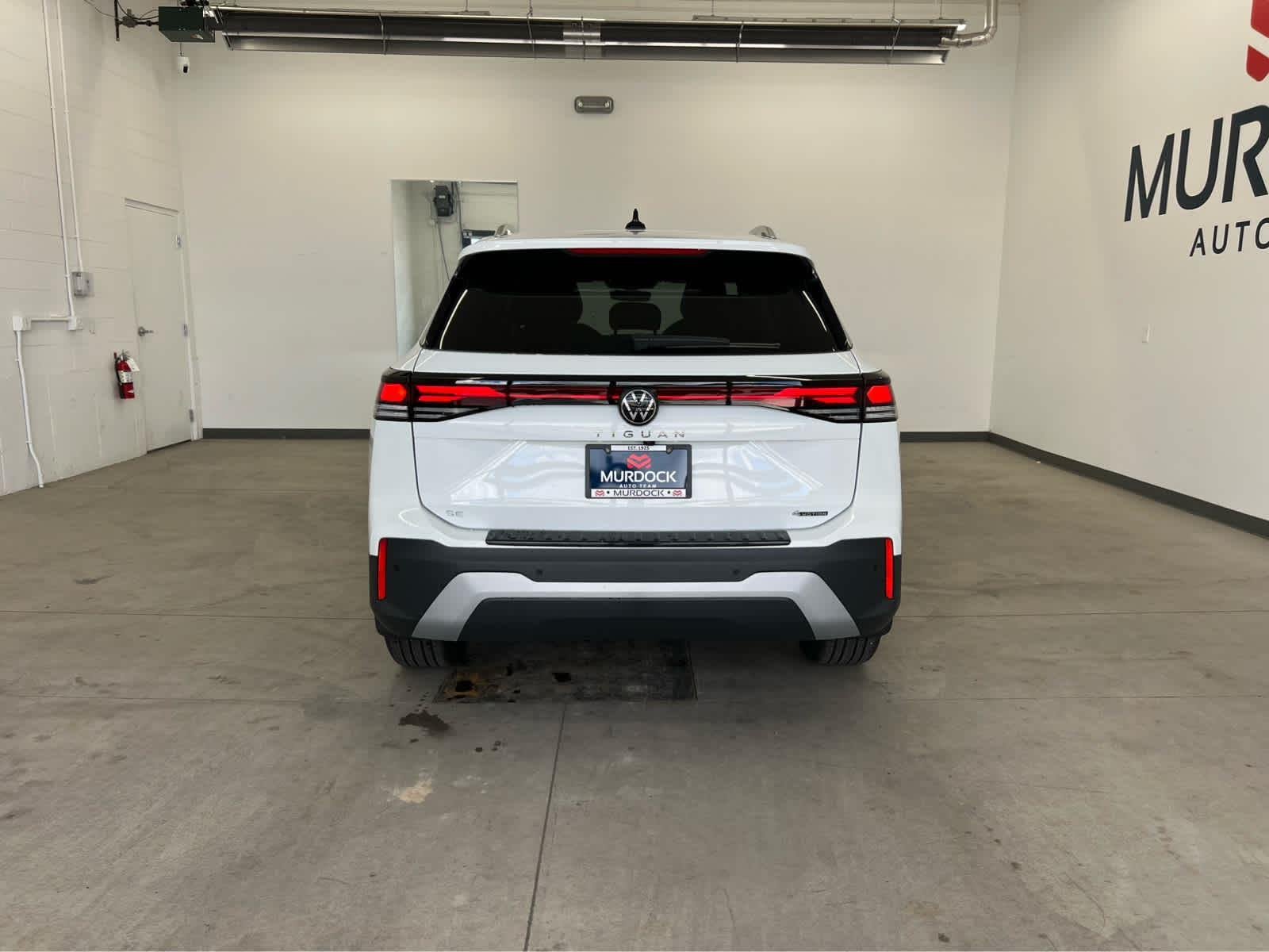 New 2026 Pure White Volkswagen SE image 3