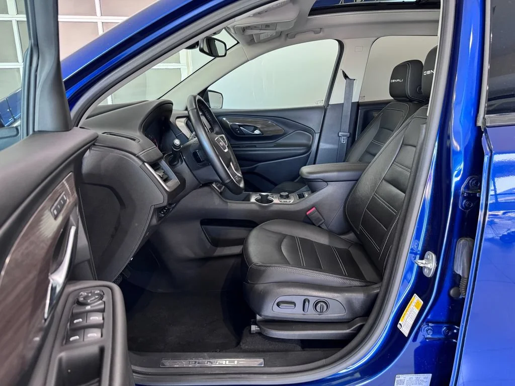 Certified Used 2023 Marine Metallic GMC Denali image 8