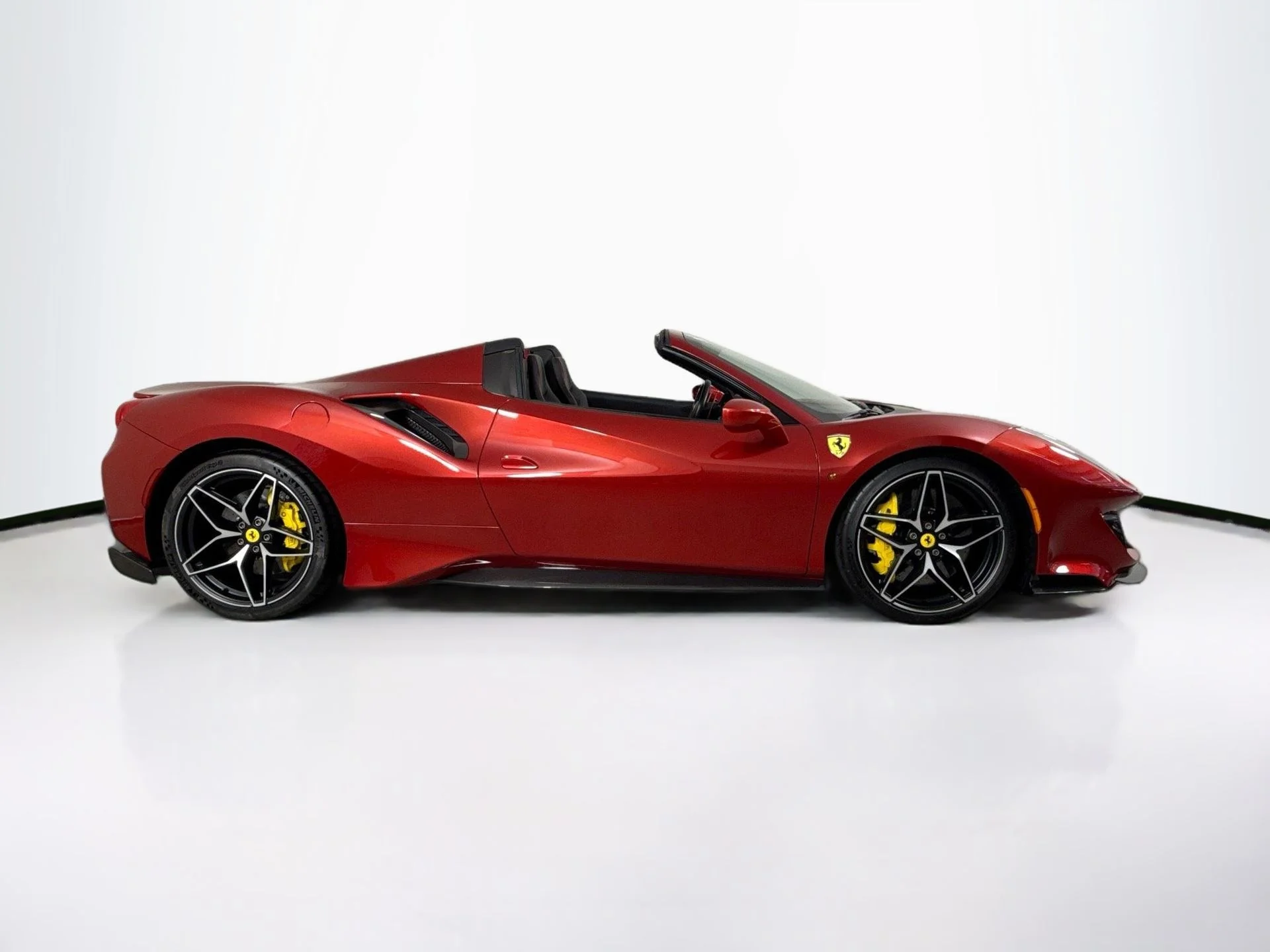 Certified Used 2020 Rosso Fuoco Ferrari Base image 8