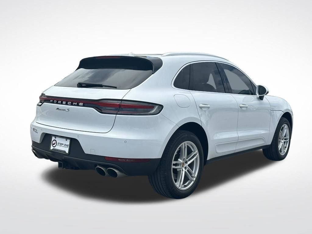Used 2020  Porsche S image 6