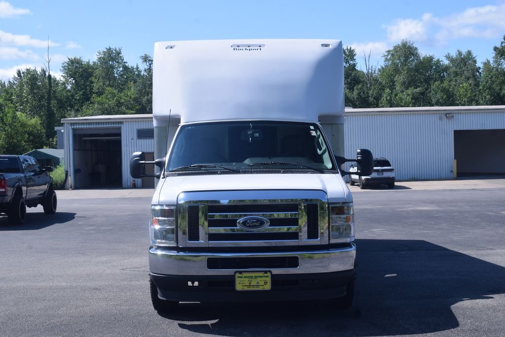 Used 2022 Oxford White Ford Base image 21