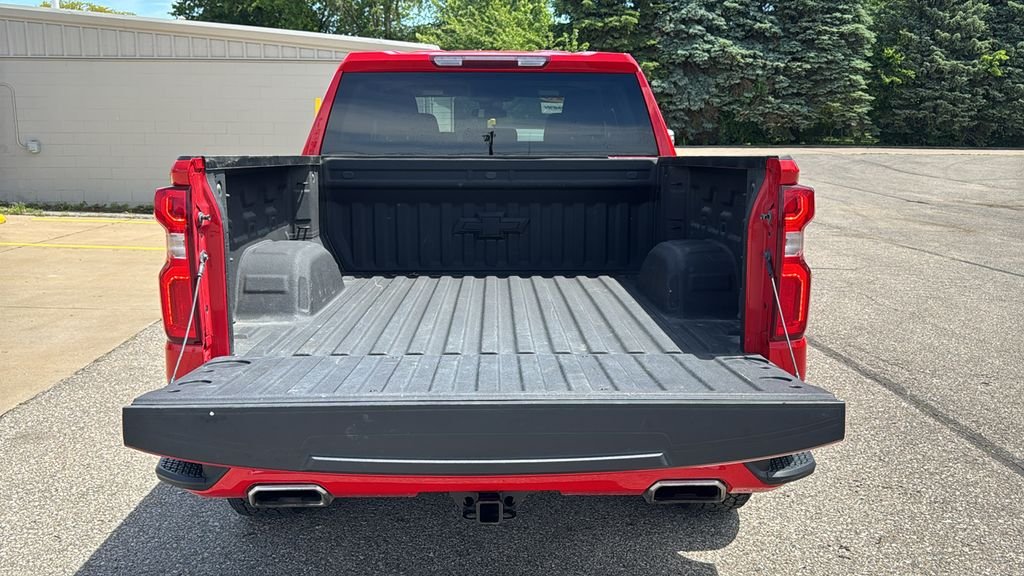 Used 2023 Red Chevrolet RST image 14