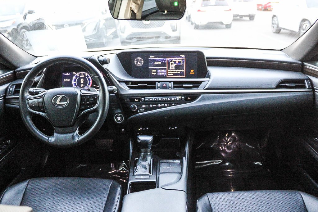 2019 Lexus ES 350 - Photo 12