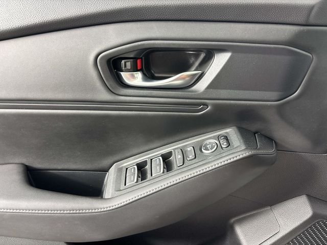 Used 2025 White Honda Sport image 17