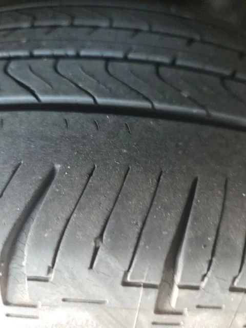 Used 2002 White Nissan GLE image 8