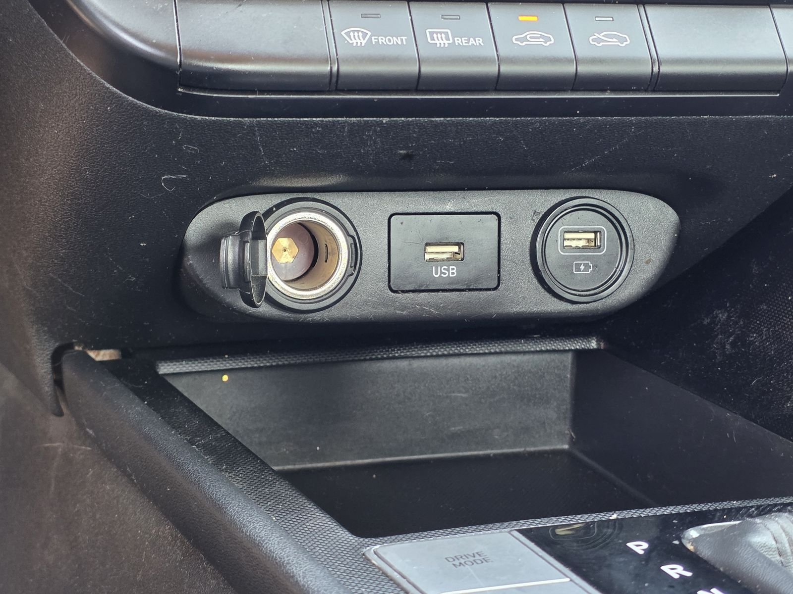 Used 2023 Gray Hyundai SEL image 19