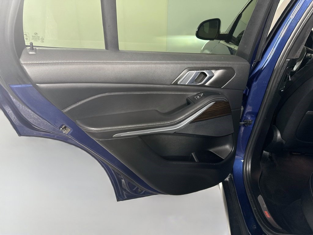 Used 2020 Phytonic Blue Metallic BMW sDrive40i image 22