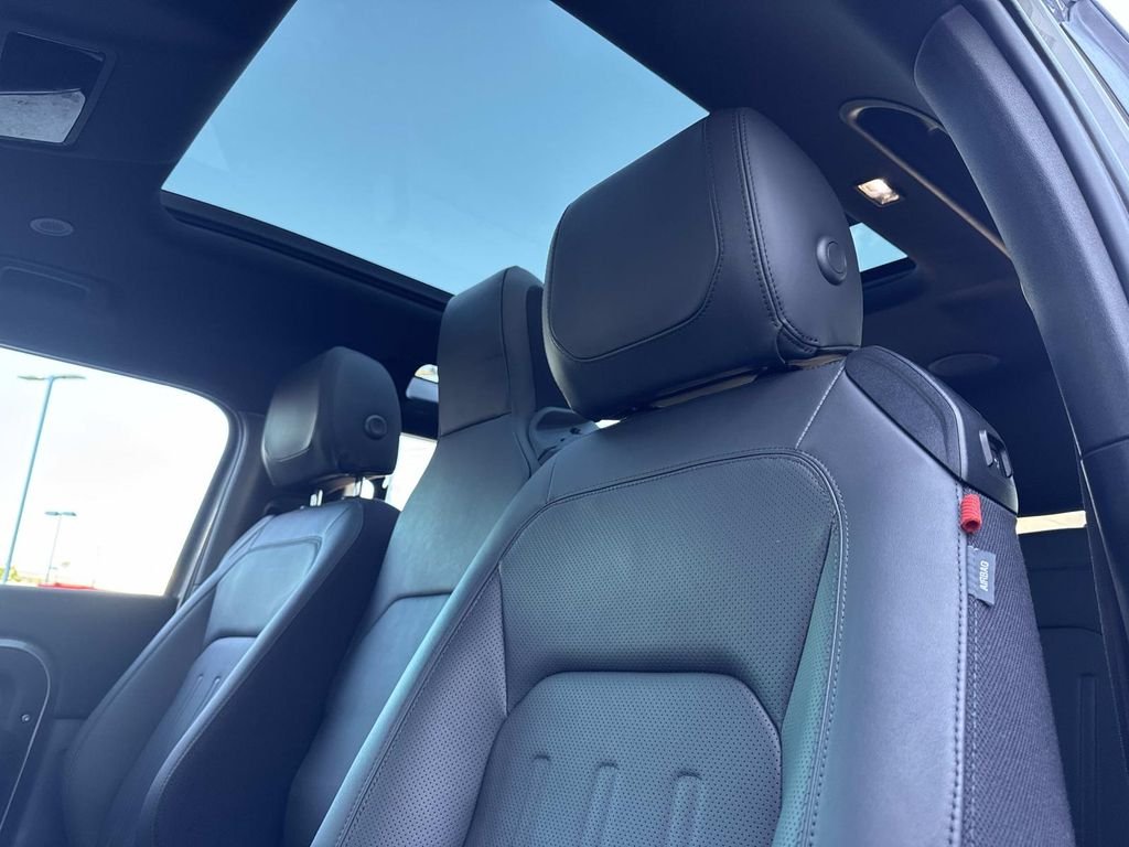 2023 Land Rover Defender X - Photo 16