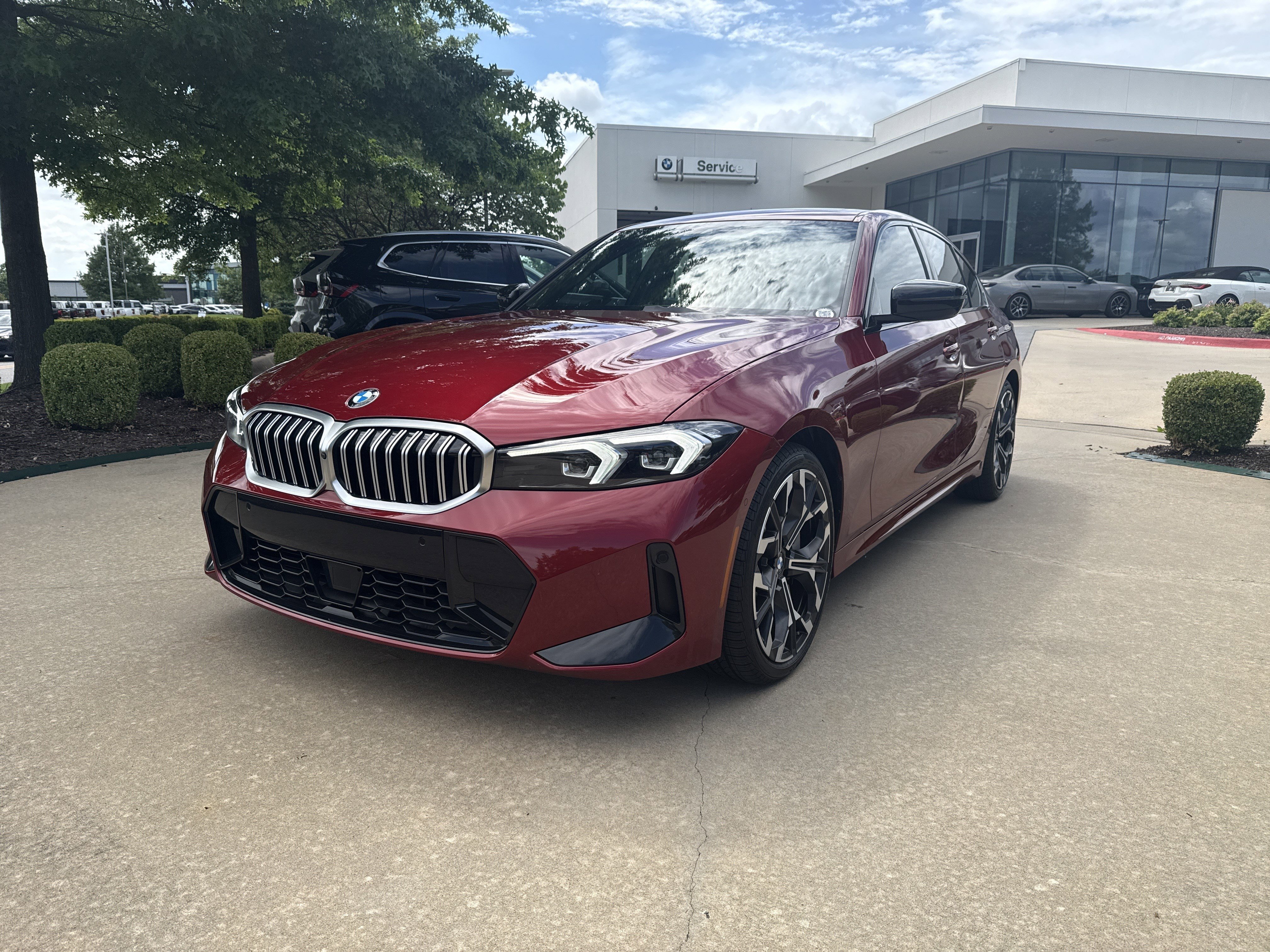 2025 BMW 3 Series 330i xDrive Sedan's photo