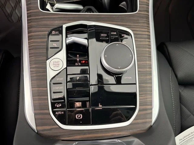 New 2026 Alpine White BMW xDrive40i image 27