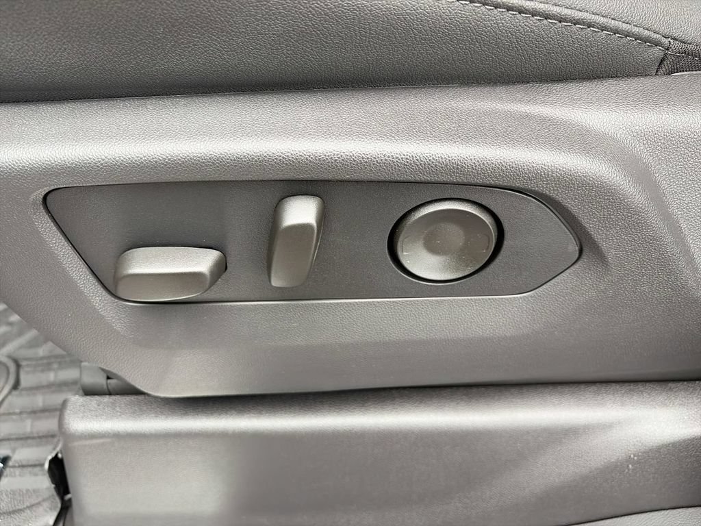 2026 Chevrolet Silverado 1500 RST - Photo 16