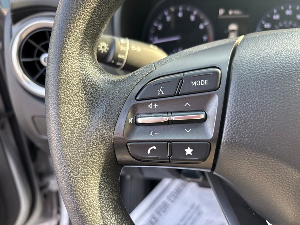 Used 2022 Silver Hyundai SEL image 22