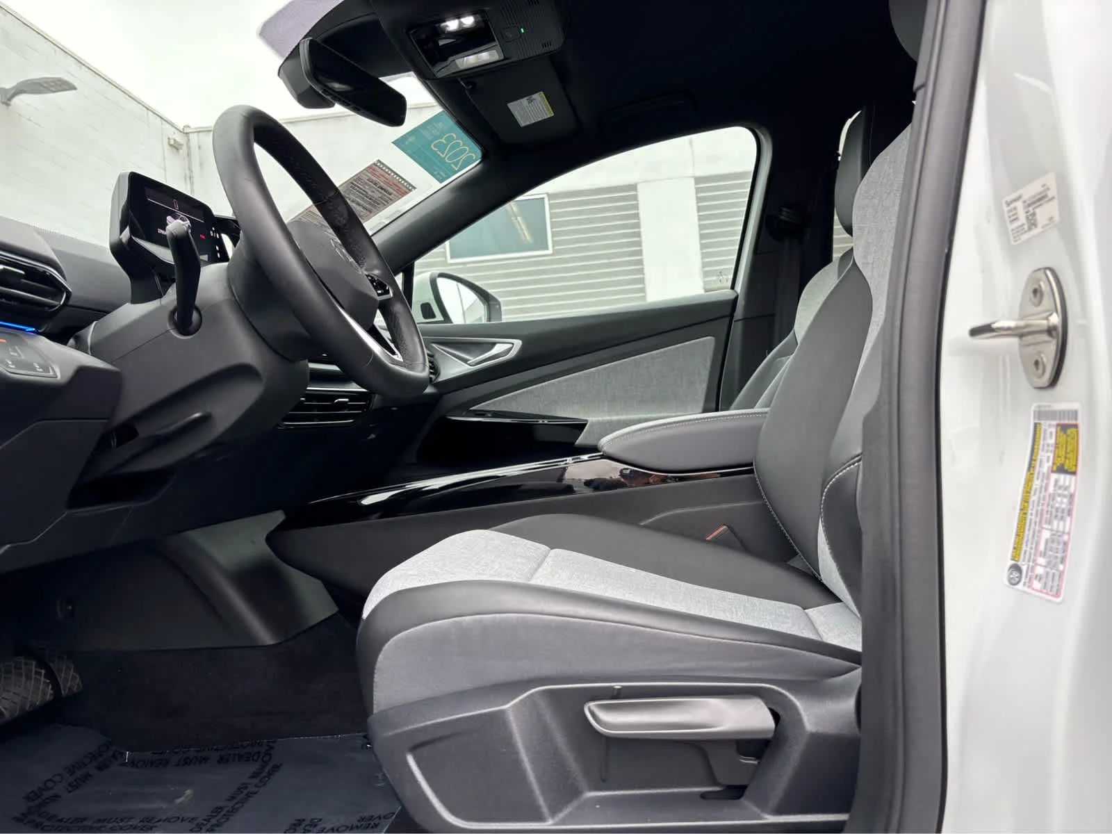 Certified Used 2023 Pure White Volkswagen Pro image 13