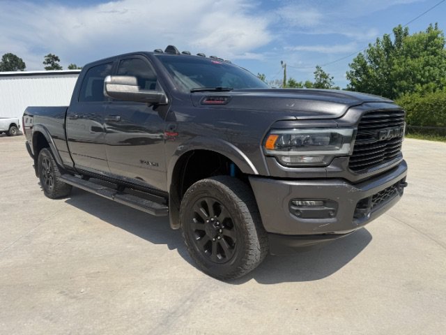 Used 2019 Granite Crystal Metallic Clearcoat Ram Laramie image 7