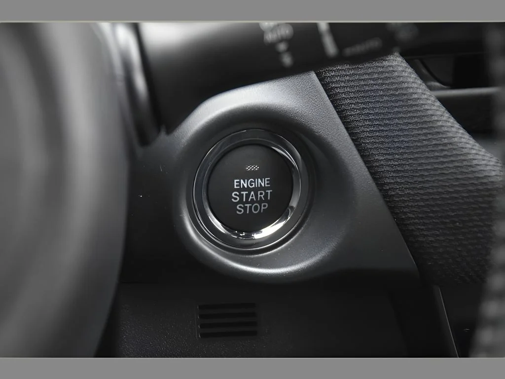 New 2026 CRYSTAL WHITE PEARL Subaru Premium image 32