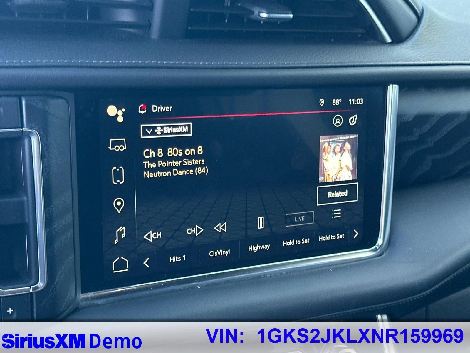 Used 2022 White Frost Tricoat GMC Denali image 26