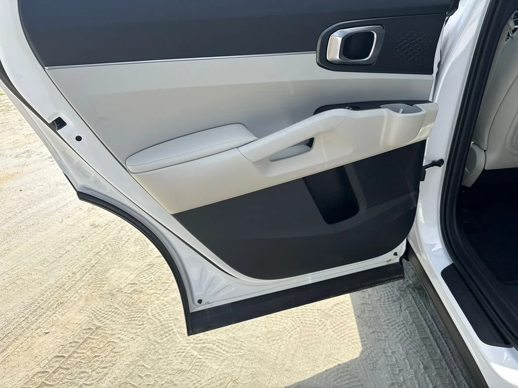 2025 Kia Sorento S - Photo 21