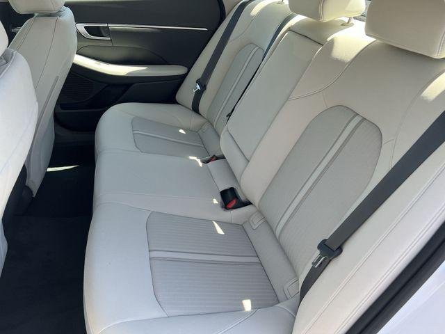 New 2026 White Hyundai SEL Sport image 32