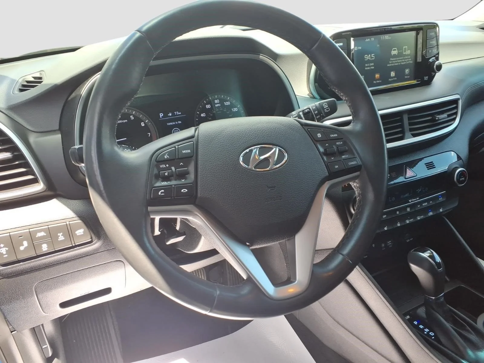 Used 2020 Aqua Blue R2u Hyundai Limited image 10