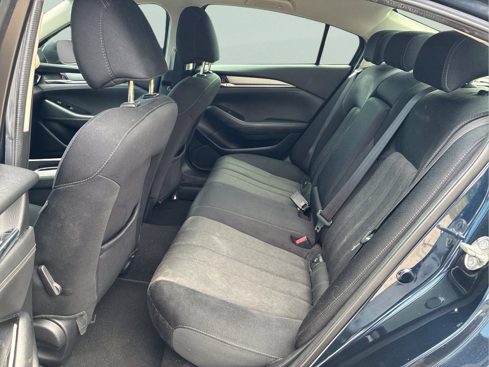 Used 2018 Blue Mazda Sport image 10