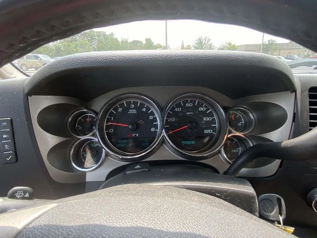 Used 2009 Black Chevrolet LT image 15