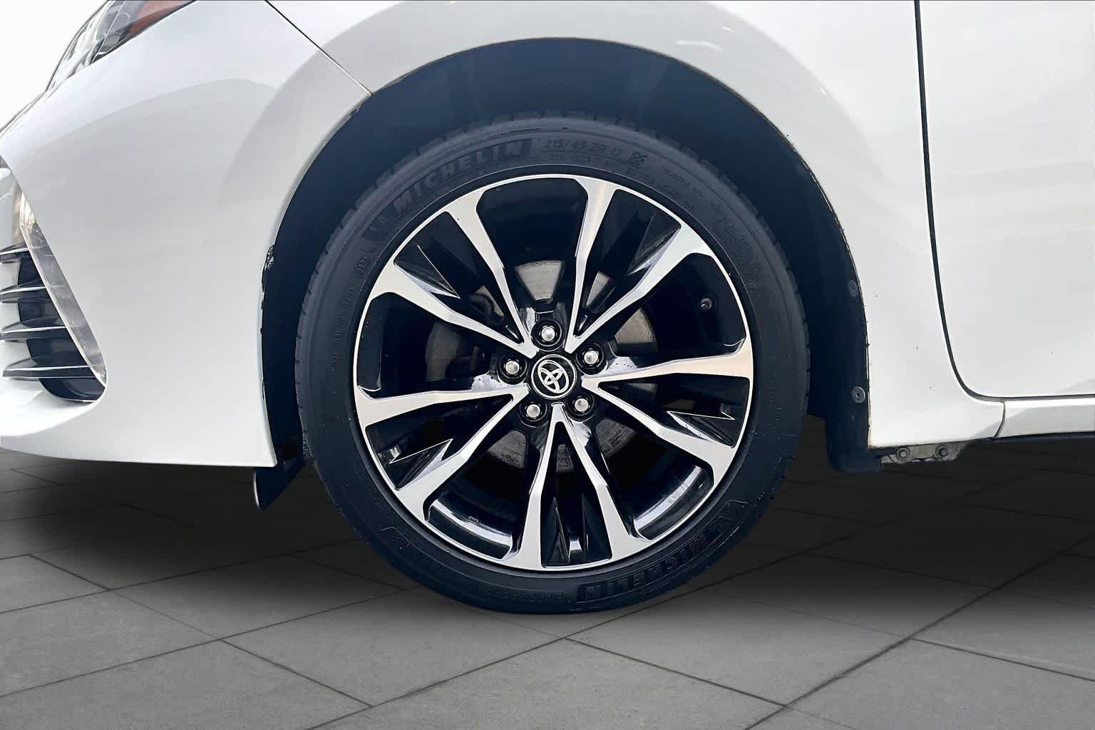 Used 2017 Super White Toyota XSE image 10