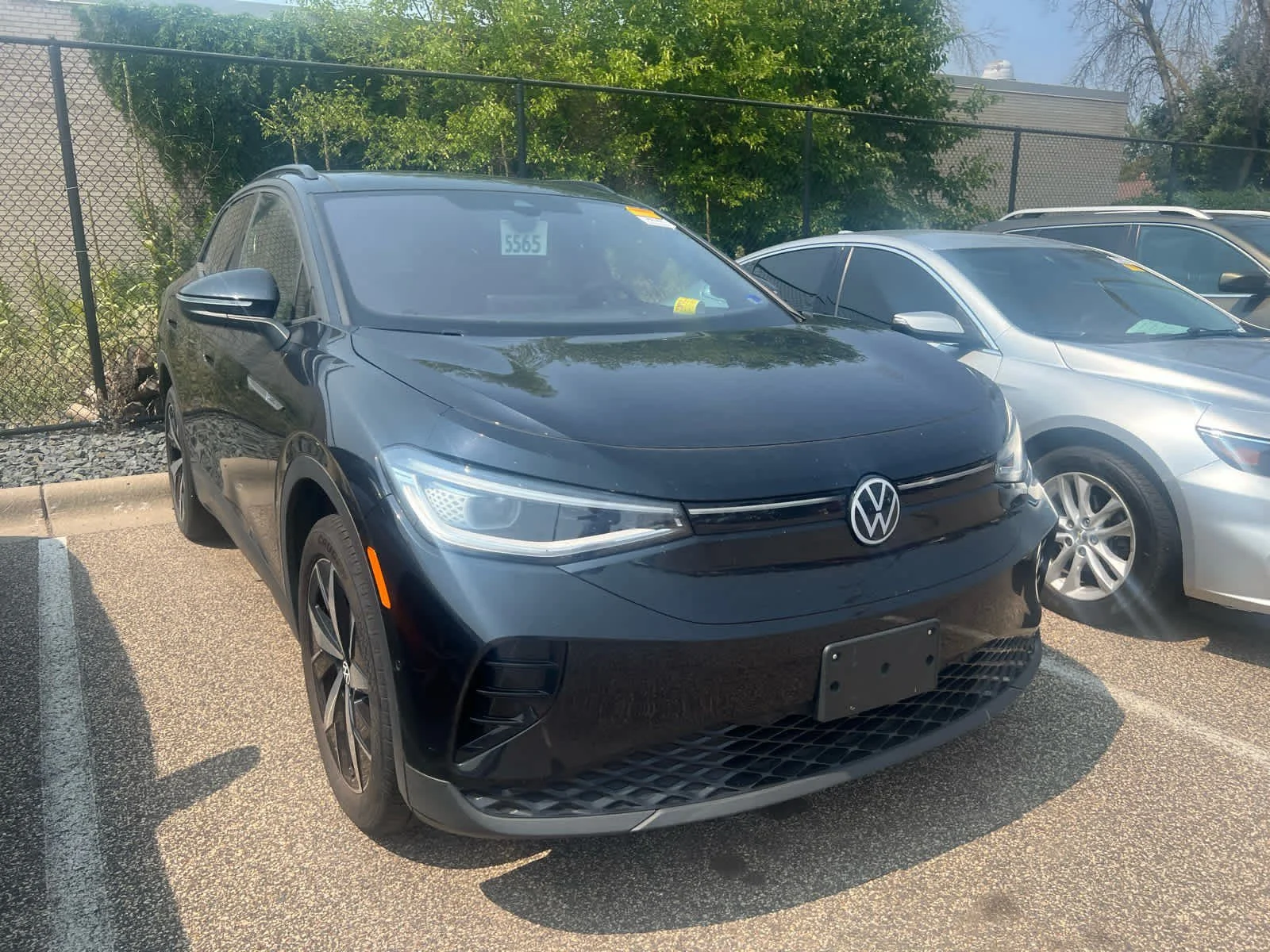 Certified 2024 Volkswagen ID.4 PRO S with VIN 1V2WSPE80RC008833 for sale in Minneapolis, MN