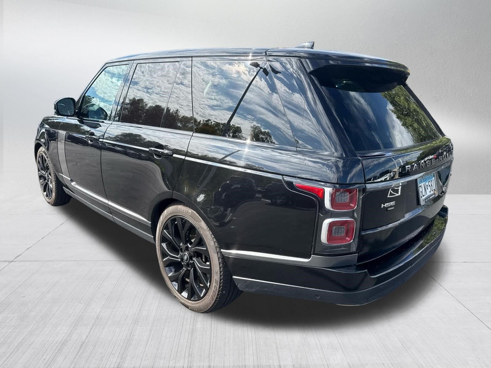 Used 2021 Santorini Black Metallic Land Rover Westminster image 3