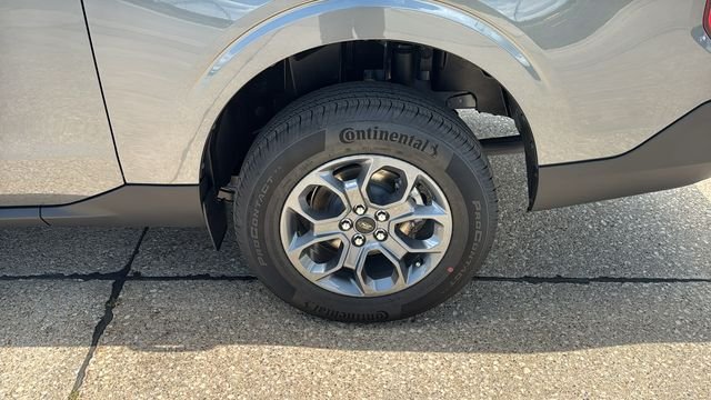 New 2026 Carbonized Gray Metallic Ford XLT image 8