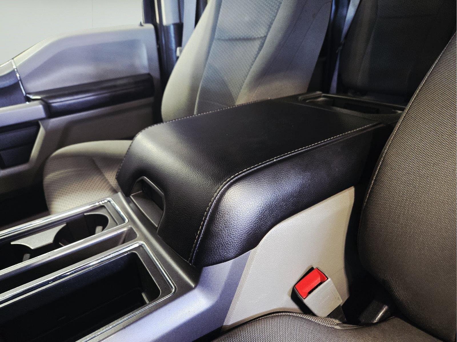 Used 2019 Agate Black Ford XLT image 46