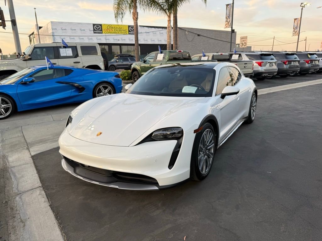 2022 Porsche Taycan Base