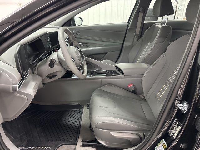 New 2026 Black Hyundai SEL Sport image 6