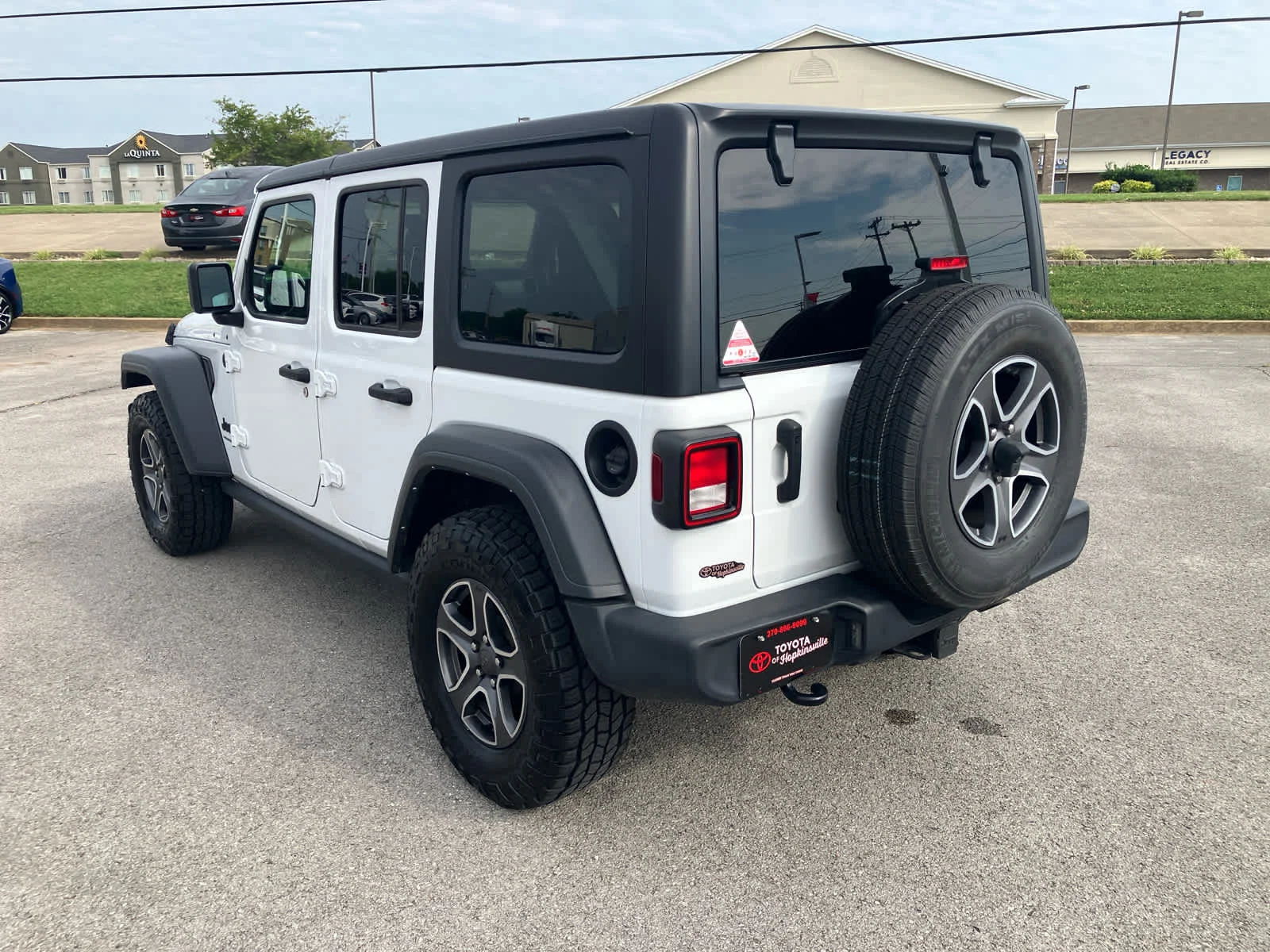 Used 2023 Bright White Clearcoat Jeep Sport S image 5